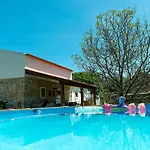 בית נופש Casal Fontainhas- Country With Pool *