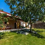 Casal Fontainhas- Country With Pool *