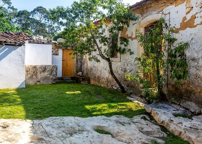 Casal Fontainhas- Country With Pool Holiday home *