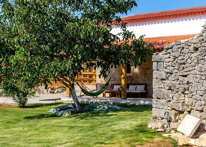 Casal Fontainhas- Country With Pool *